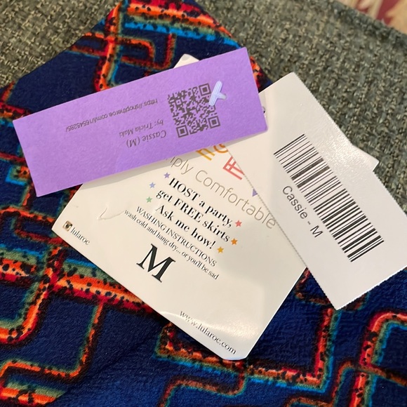 LuLaRoe printed skirts (sz m) - Picture 3 of 12